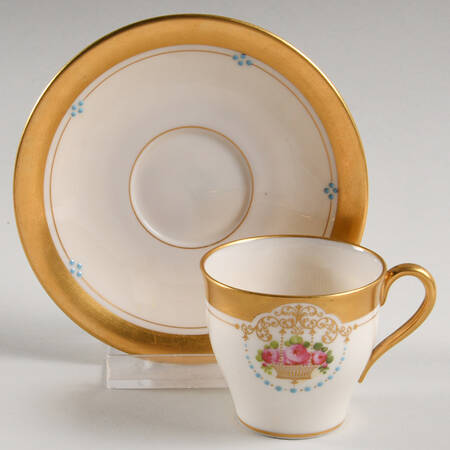 The Mount Vernon Flat Demitasse Cup & Saucer Set