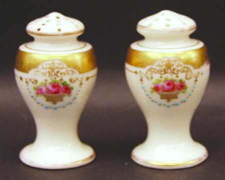 The Mount Vernon Salt & Pepper Set
