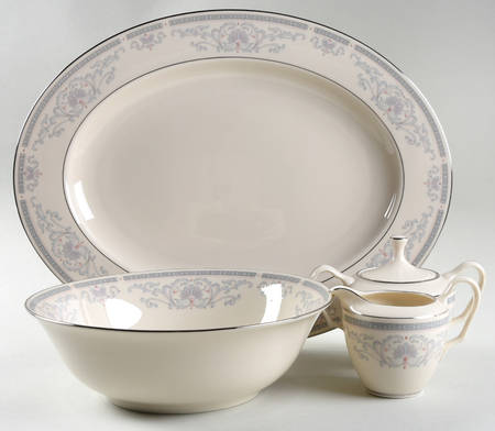 Mt. Vernon 5 Piece Hostess Set by Lenox