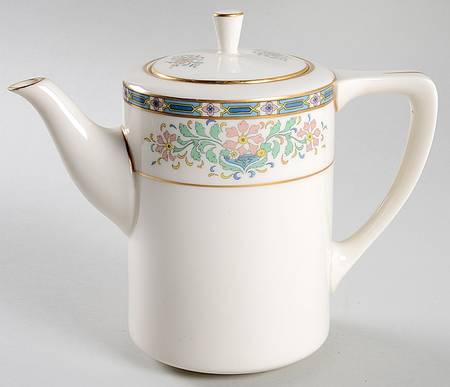Mystic Shape 1690 1/2 Coffee Pot & Lid