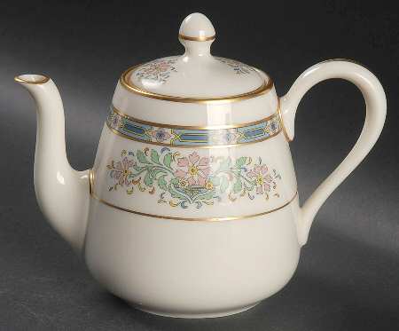 Mystic Shape 934 Breakfast Teapot & Lid