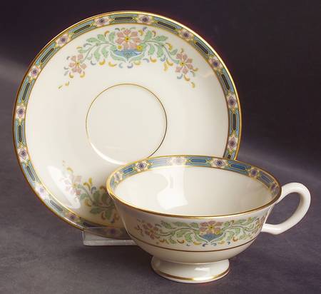 Footed Cup & Saucer Set