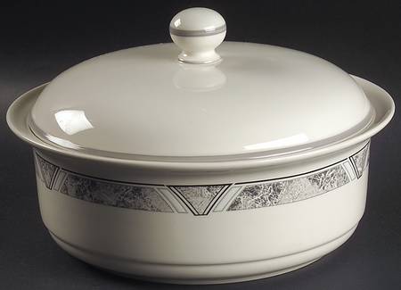 Natural Accent Granite 2 Qt Round Covered Casserole (Uses Casr9 + C2cvl)