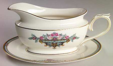 Newbury Square Gravy Boat & Underplate