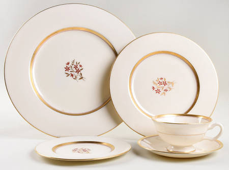 Nydia 5 Piece Place Setting
