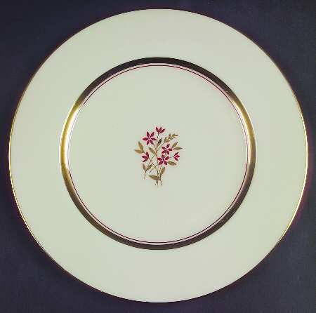 Nydia Luncheon Plate