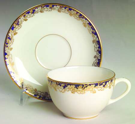 Oakleaf Cobalt Blue (All Cream) Flat Cup & Saucer Set