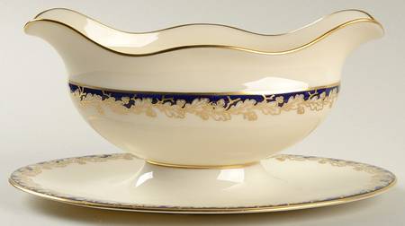 Oakleaf Cobalt Blue (All Cream) Gravy Boat with Attached Underplate