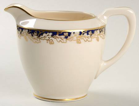 Oakleaf Cobalt Blue (All Cream) Creamer