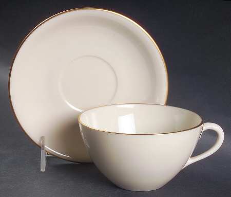 Olympia Gold Oversized Cup & Saucer Set