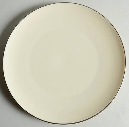 Olympia Platinum Luncheon Plate