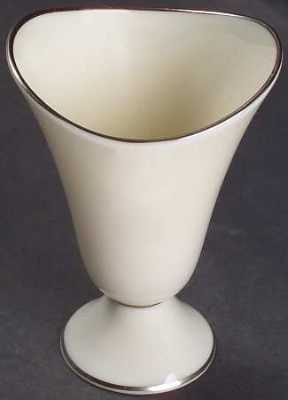 Olympia Platinum Cigarette Holder