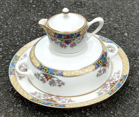 The Orchard Combination Cake Set