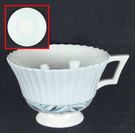 P423X14-1 Footed Cup & Saucer Set