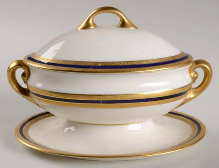 P72 Cobalt Blue Sauce Boat with Attached Underplate & Lid