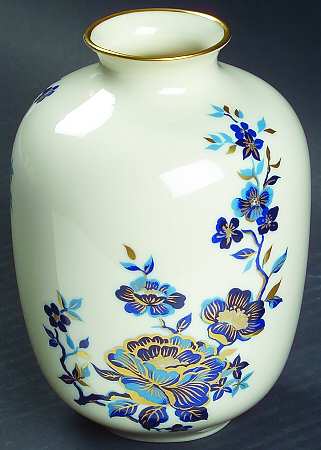 Pagoda (Giftware) 6" Vase
