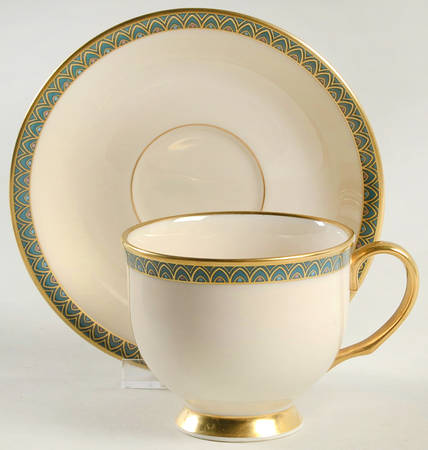 Footed Cup & Saucer Set