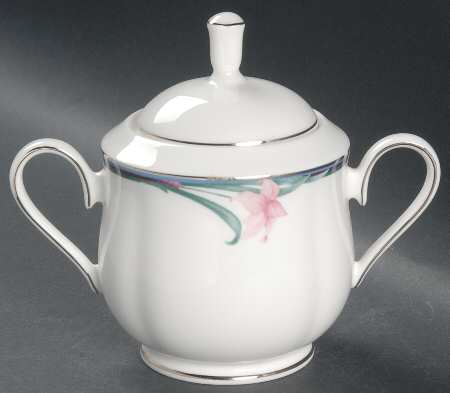 Patricia Sugar Bowl & Lid