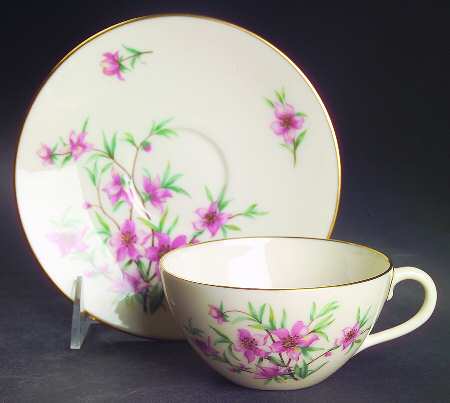 Flat Cup & Saucer Set