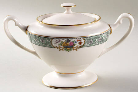 Peking Shape 743 Sugar Bowl & Lid