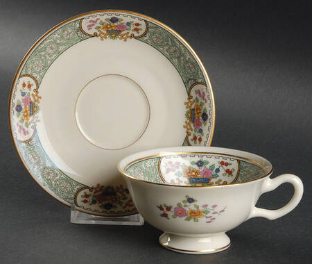 Peking Footed Cup & Saucer Set