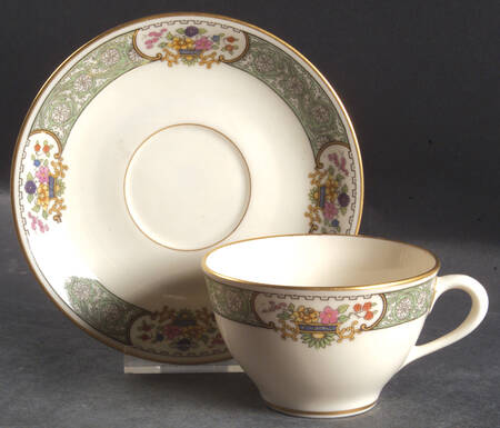 Peking Flat Cup & Saucer Set