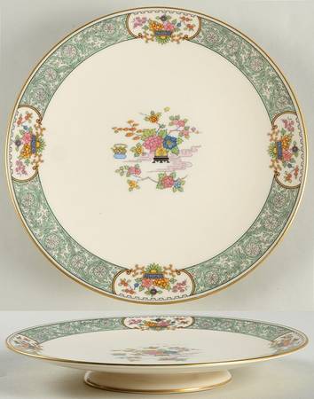 Peking Footed Sandwich Plate