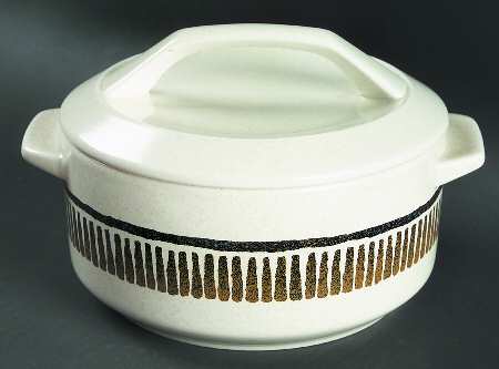 Percussion (Trim Off Edge) 1.25 Qt Round Covered Casserole