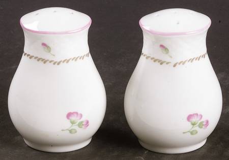Petite Suite Salt & Pepper Set