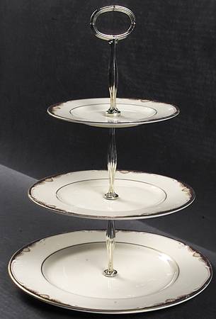Pierce 13 7/8"-14 1/4" 3-Tiered Serving Tray(DP,SP,BB) HC