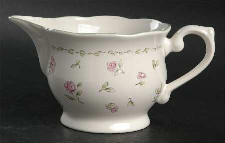 Pinafore Creamer