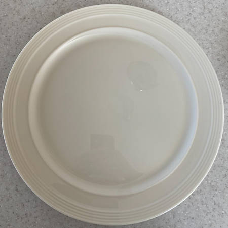 Plymouth (No Color Band) 12" Chop Plate (Round Platter)