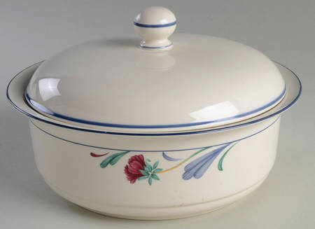 Poppies On Blue 2 Qt Round Covered Casserole (Uses CASR9 + C2CVL)