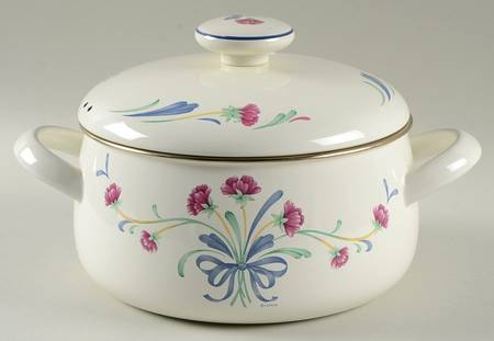 Poppies On Blue 3 Quart Metal Covered Casserole