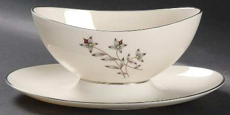 Princess Gravy Boat with Attached Underplate