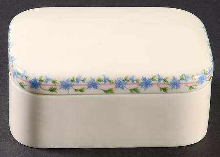 Priscilla Cigarette Box & Lid