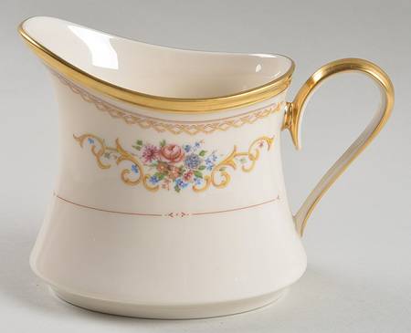 Queen's Garden Creamer