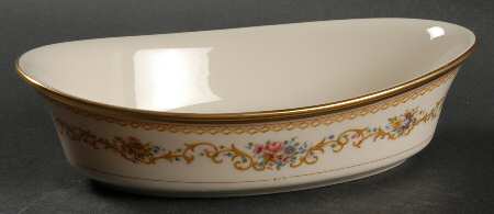 Queen's Garden 8" Oval Vegetable Bowl