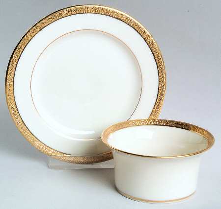 R4 Ramekin & Saucer Set