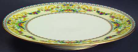 Renaissance Large Footed Sandwich Plate