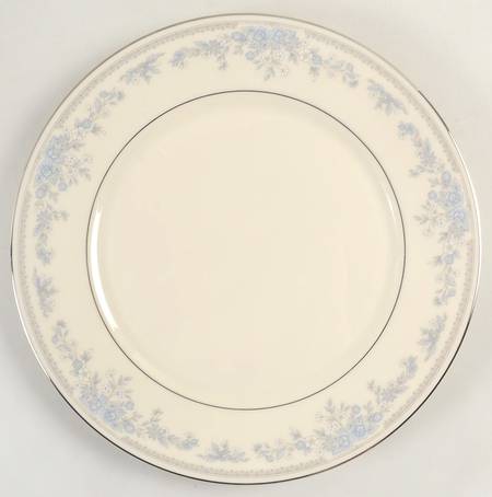 Reverie (Platinum Trim) Dinner Plate
