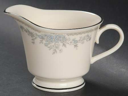 Reverie (Platinum Trim) Creamer