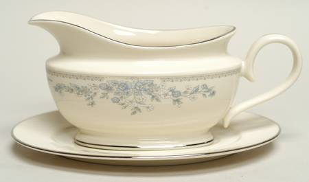 Reverie (Platinum Trim) Gravy Boat & Underplate