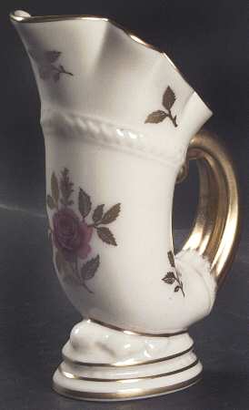 Rhodora 4" Horn of Plenty Vase