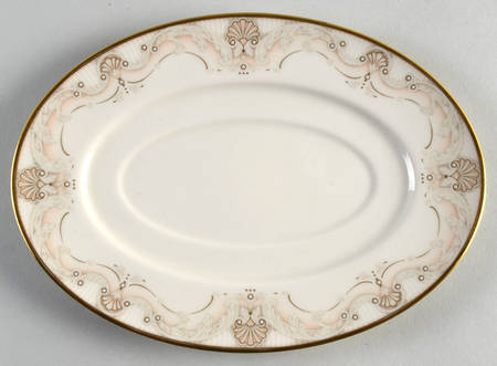 Richelieu Court Underplate for Gravy Boat
