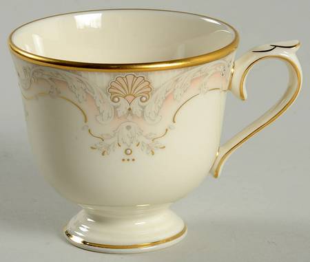 Richelieu Court Footed Demitasse Cup