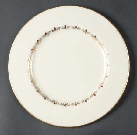 Romance Luncheon Plate