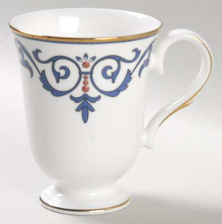 Royal Scroll Accent Mug