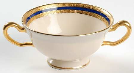 S4b Footed Bouillon Cup