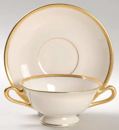 S62 Footed Bouillon Cup & Saucer